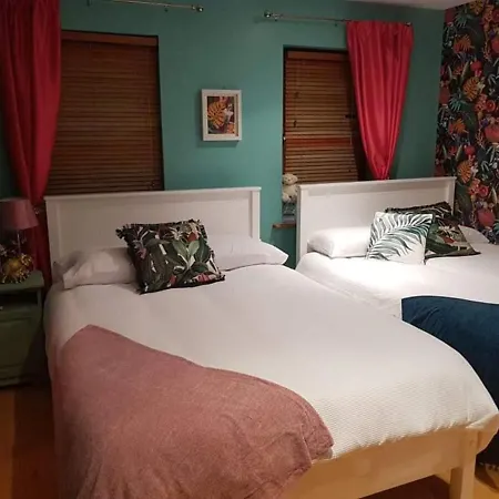 Entire House To Rent Omeath O Meith