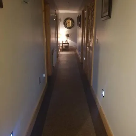 Entire House To Rent Omeath * O Meith