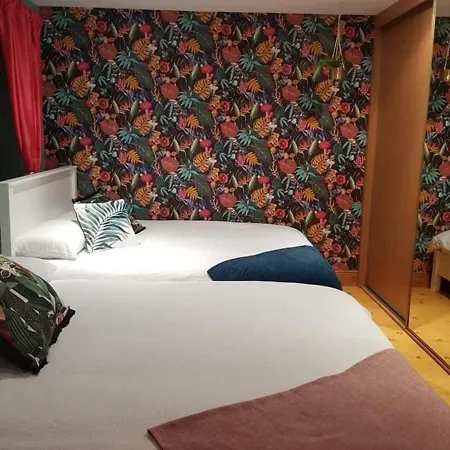 Entire House To Rent Omeath Дом отдыха *